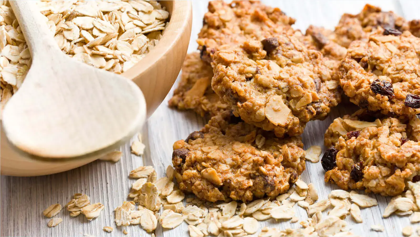 Quaker oats and cookies