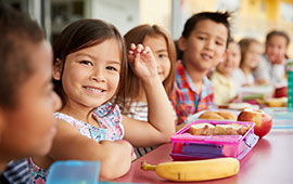 School kids having lunch